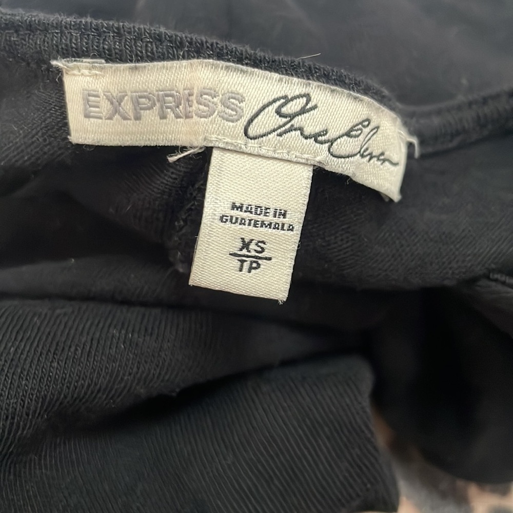 ♡EXPRESS top - Picture 5 of 5